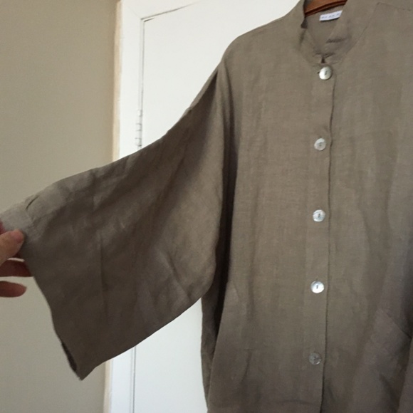 bryn Walker, Oversized Tunic - 100% Linen Made in USA🇺🇸! - Picture 3 of 11
